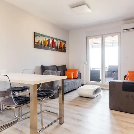 Monte Paradiso Panorama 公寓