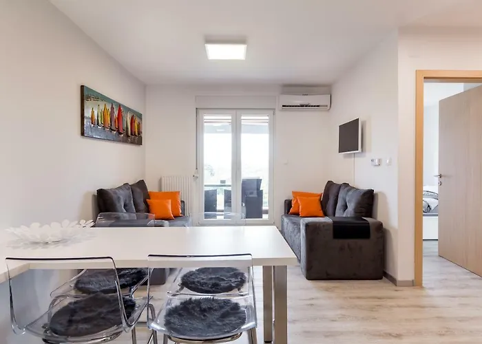 Monte Paradiso Panorama 普拉